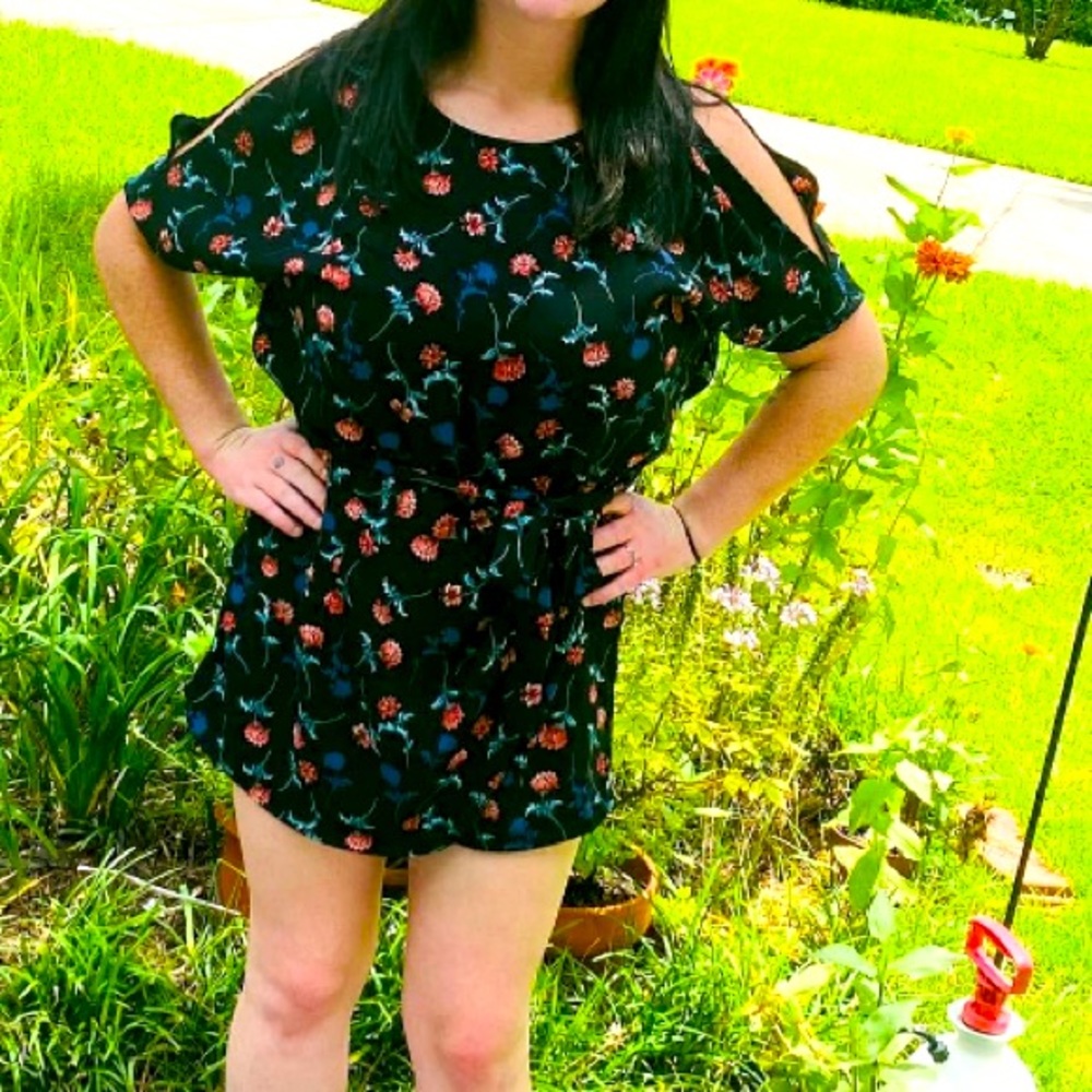 JS Floral L romper